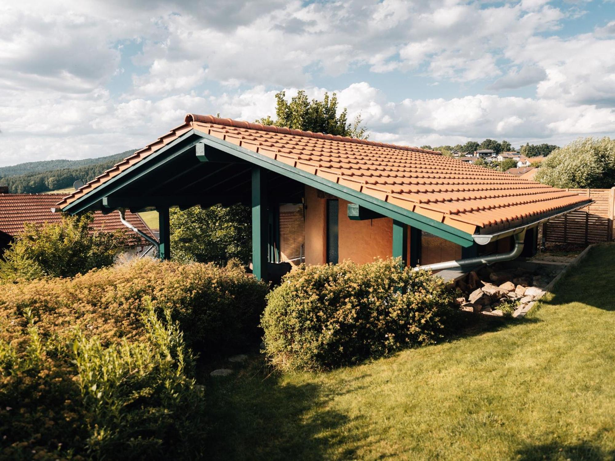 Holiday Home With Whirlpool And Sauna In Viechtach Buitenkant foto